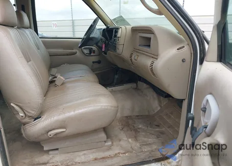 1998 Chevrolet K2500 Fleetside from USA, damaged, VIN 1GCGK29R2WE162374